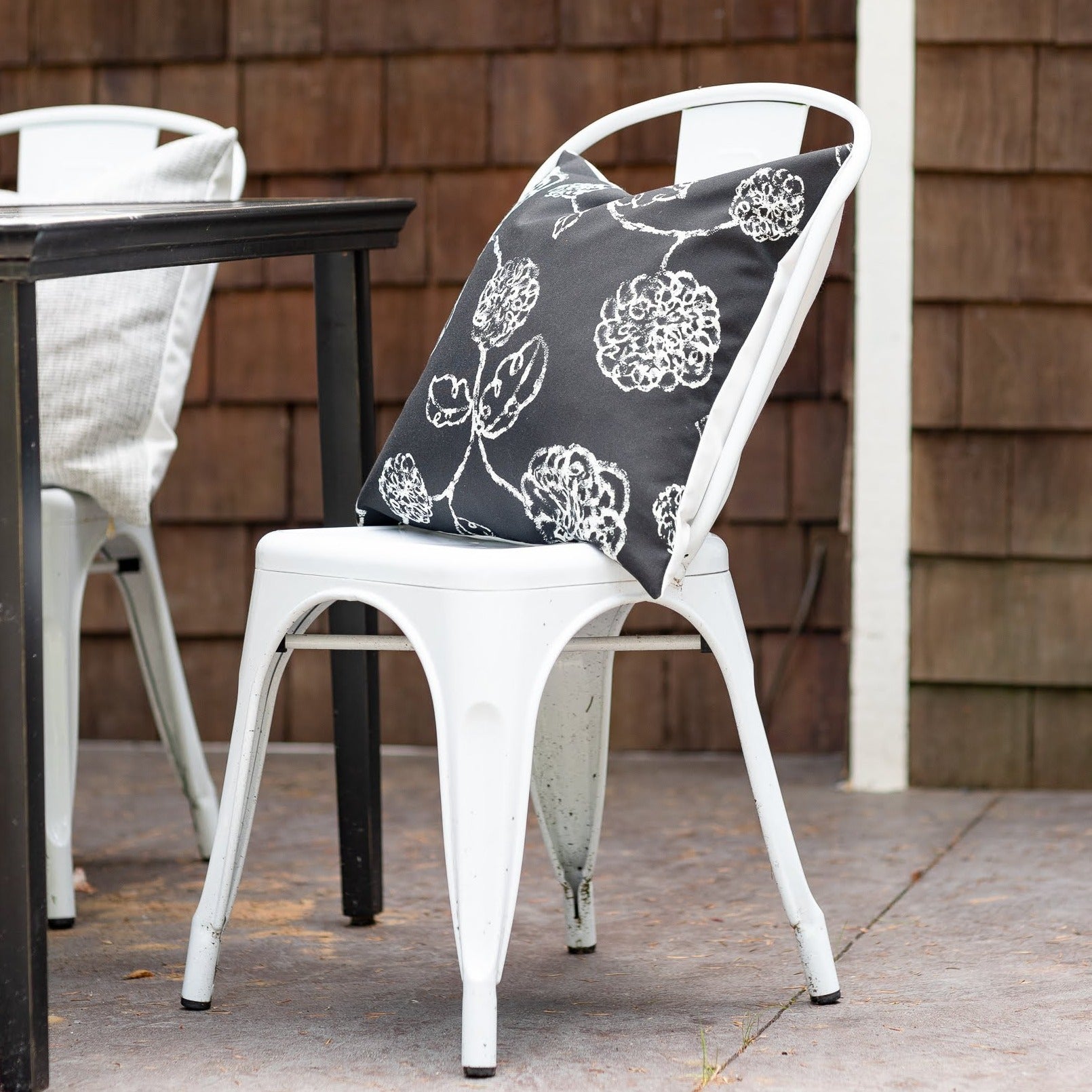 KYLIE || Black & White Indoor/Outdoor Pillow Cover