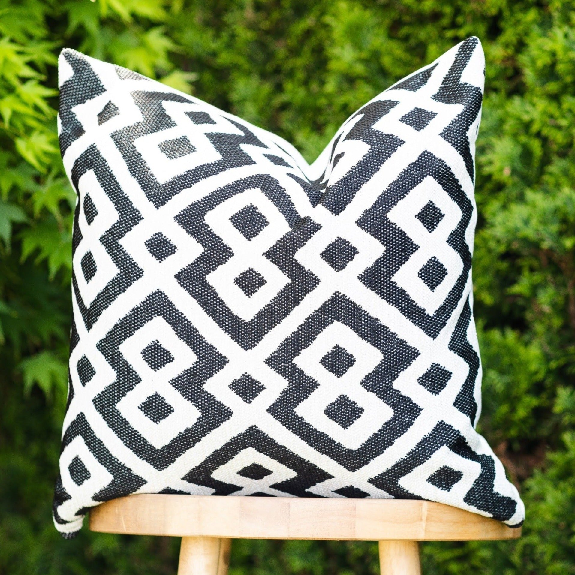 Black White Geometric Cushion Cover