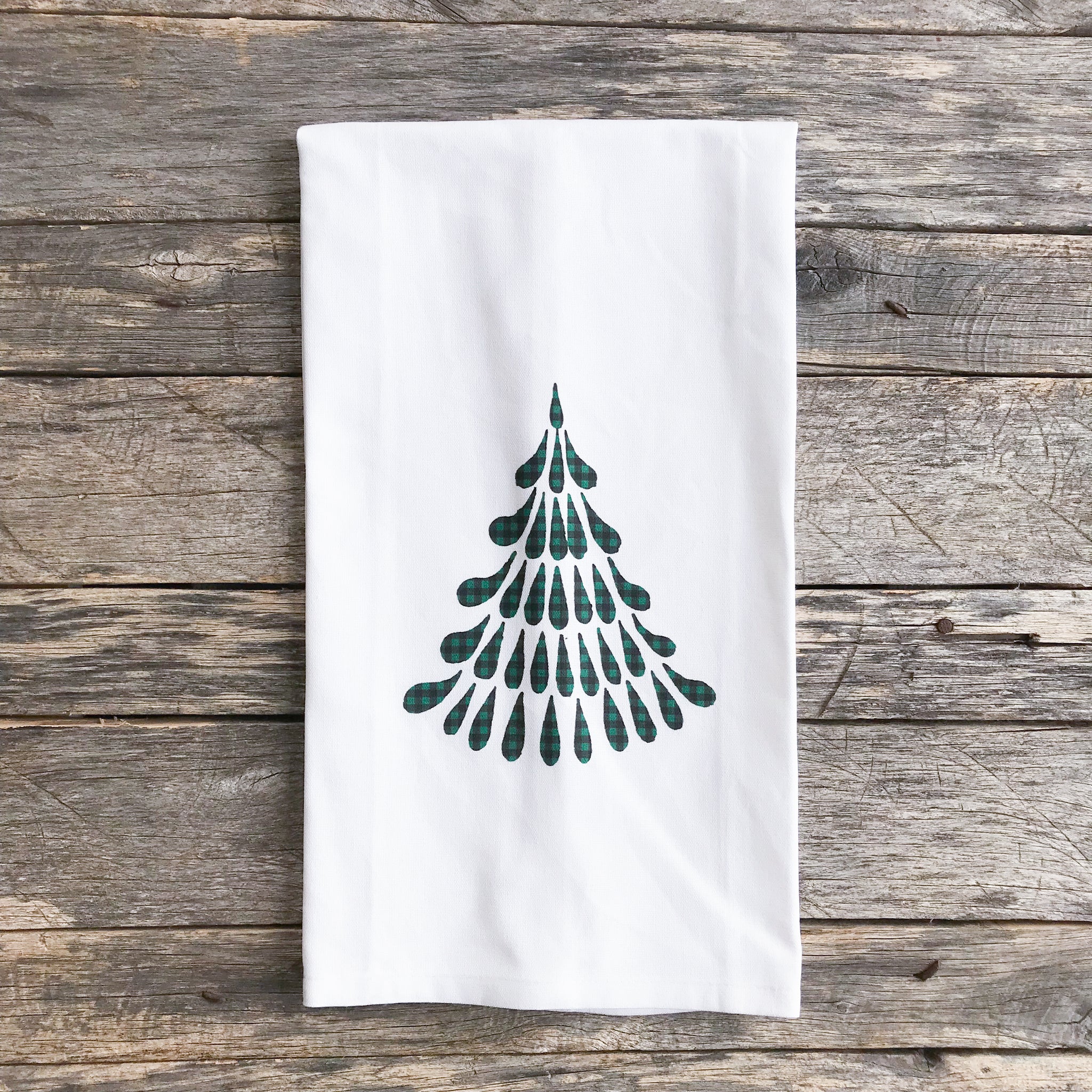 https://www.linenandivory.com/cdn/shop/products/Buffalo_Christmas_Tree_Holiday_Winter_Gift_Tea_Towel_2048x.jpg?v=1584215509