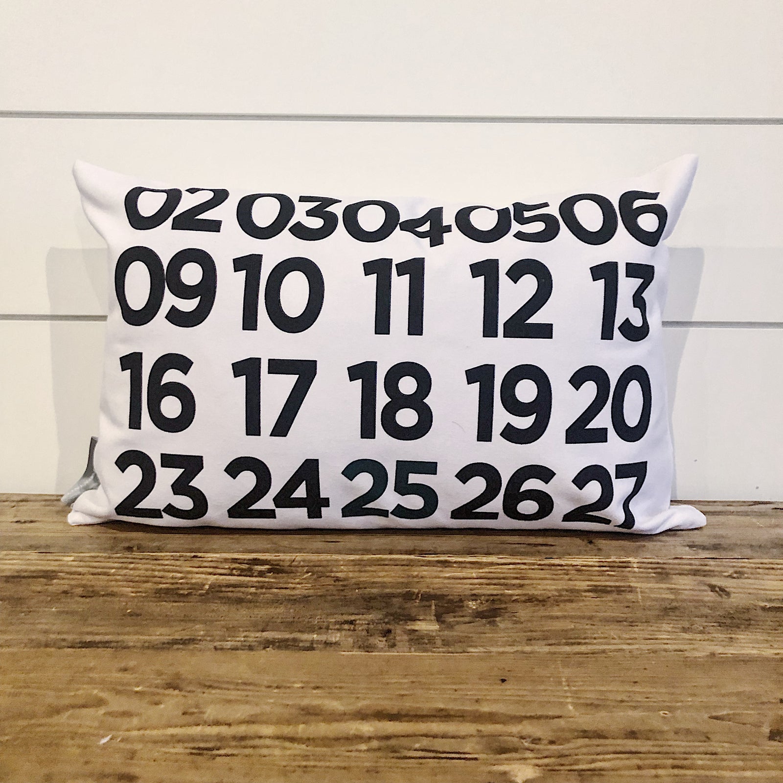Stendig Calendar Pillow Cover (Green 25) - Linen and Ivory